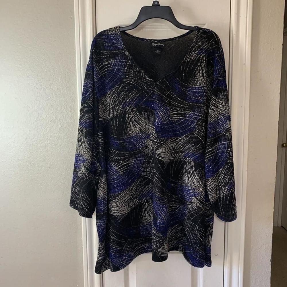 5X Maggie Barnes Gorgeous Stretchy Material Color Popping Top